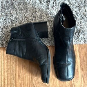 Black Ankle Boots 100% real leather round square toe booties THOM MCAN size 7